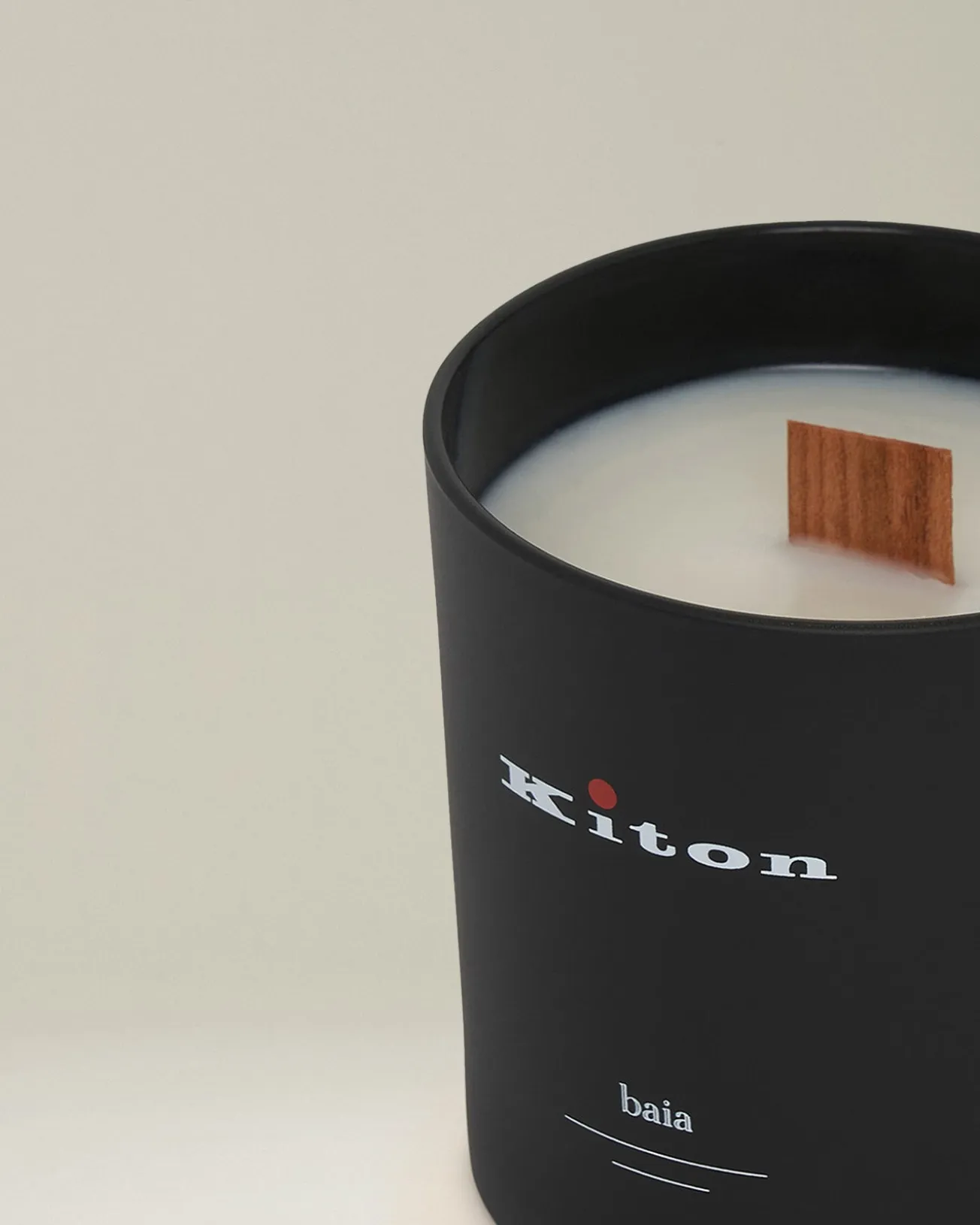 BAIA - SCENTED CANDLE 220GR