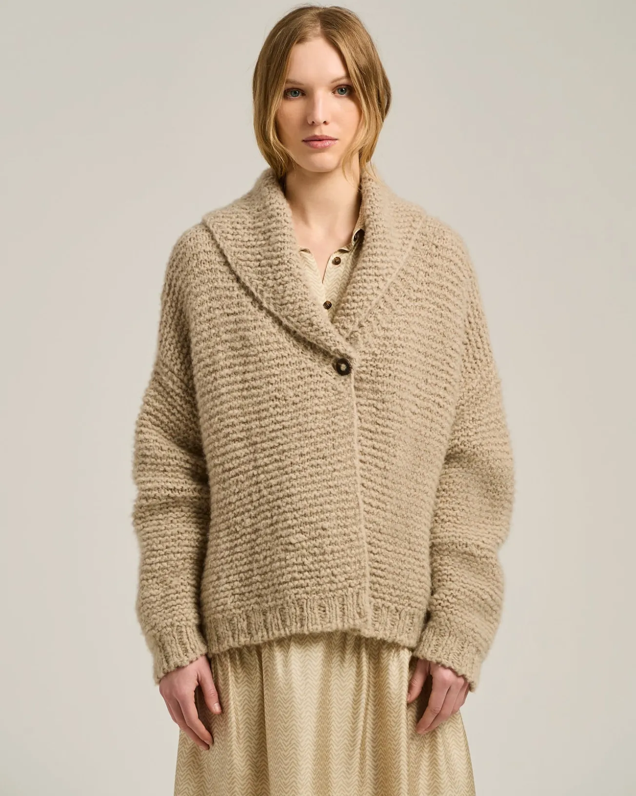 BEIGE CASHMERE CARDIGAN WITH SHAWL COLLAR