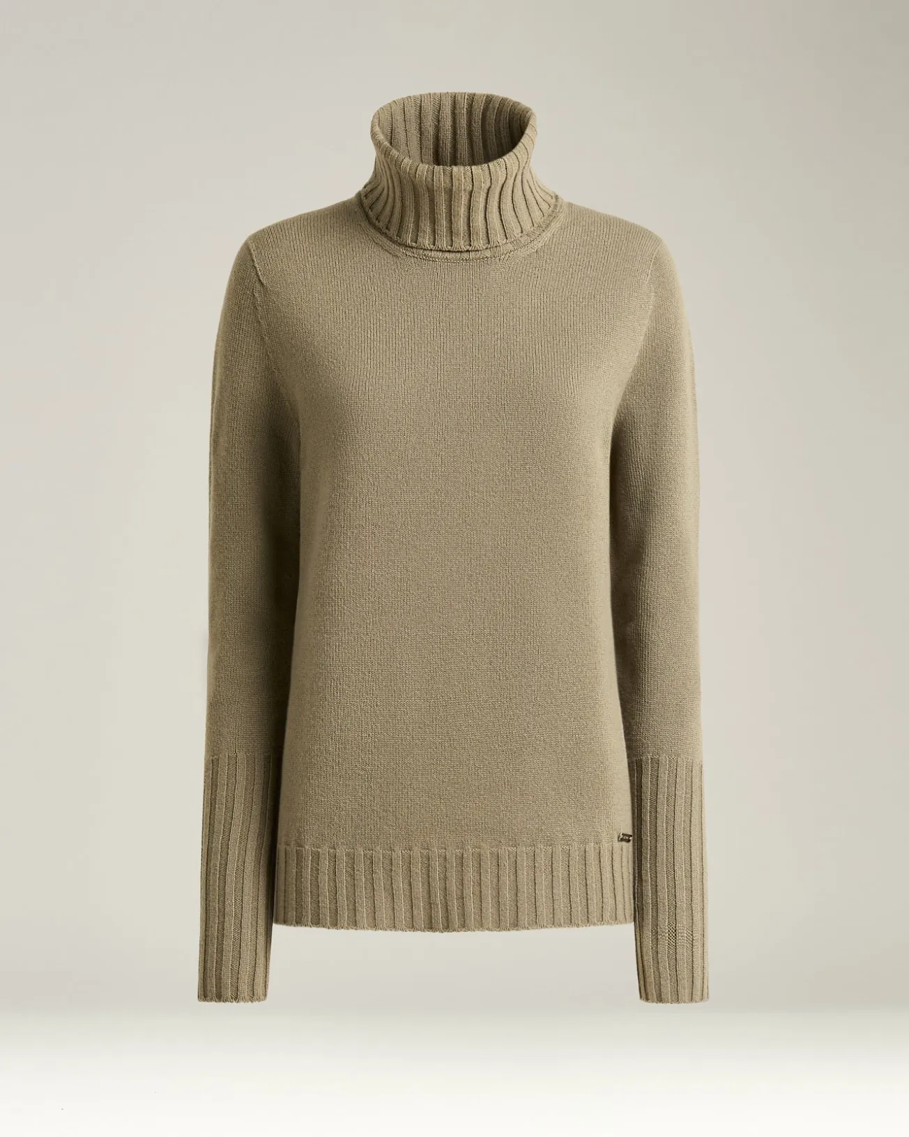 BEIGE CASHMERE TURTLENECK SWEATER