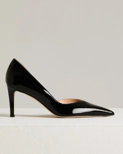 BLACK PATENT LEATHER PUMPS