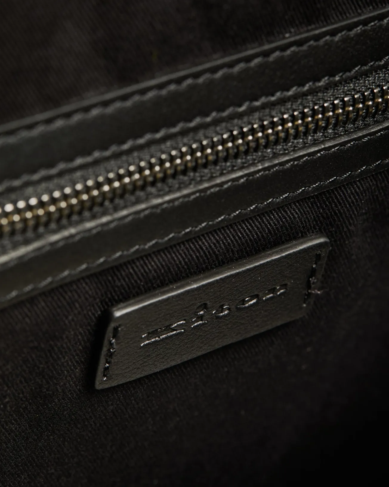 CALFSKIN SHOPPING BAG IN BLACK LEATHER