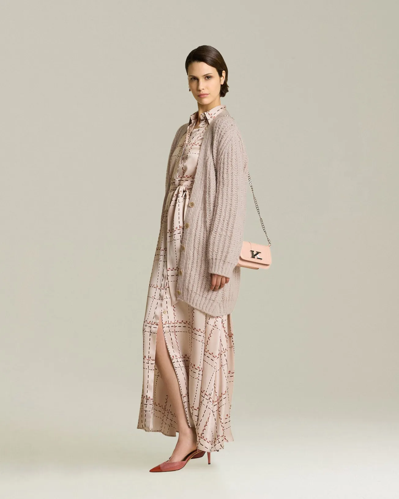 CASHMERE AND SILK RIBBED CARDIGAN