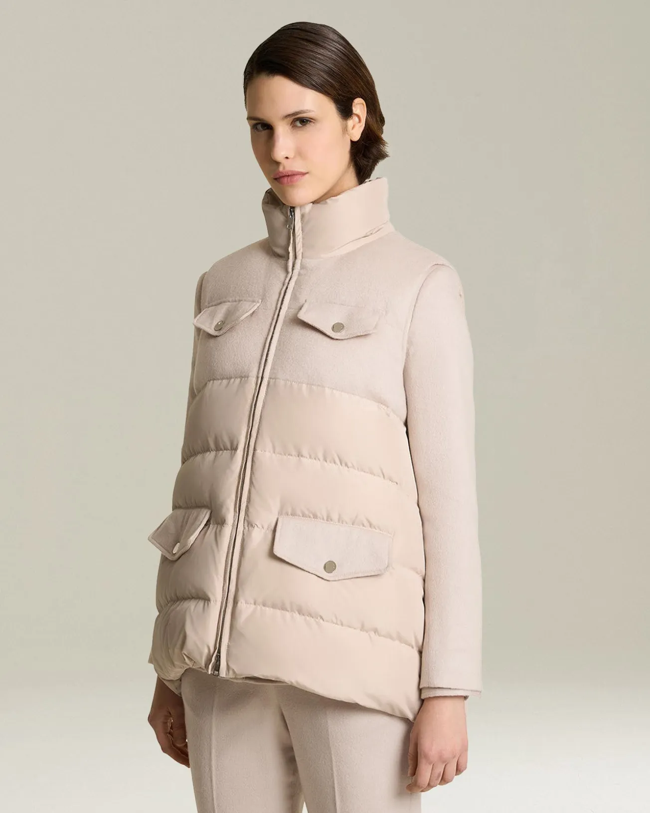CASHMERE SLEEVELESS JACKET