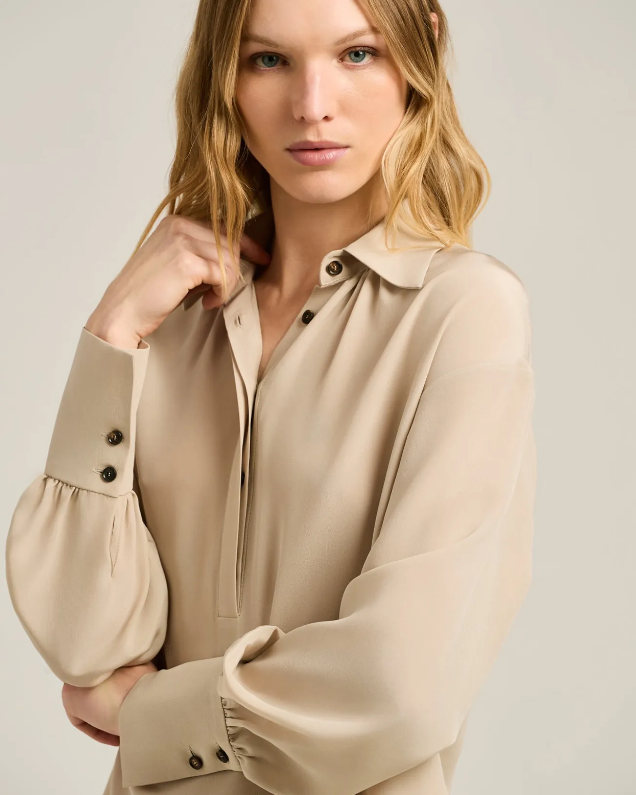 ELEGANT CREAM WHITE SILK BLOUSE