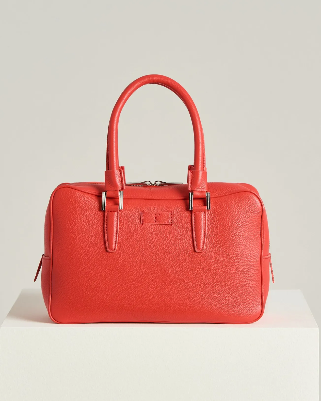 LEATHER CALFSKIN KISS ME BAG IN RED