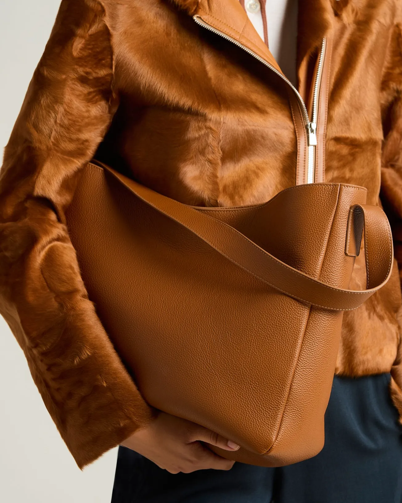 LEATHER EVENING BAG IN HAZELNUT CALFSKIN