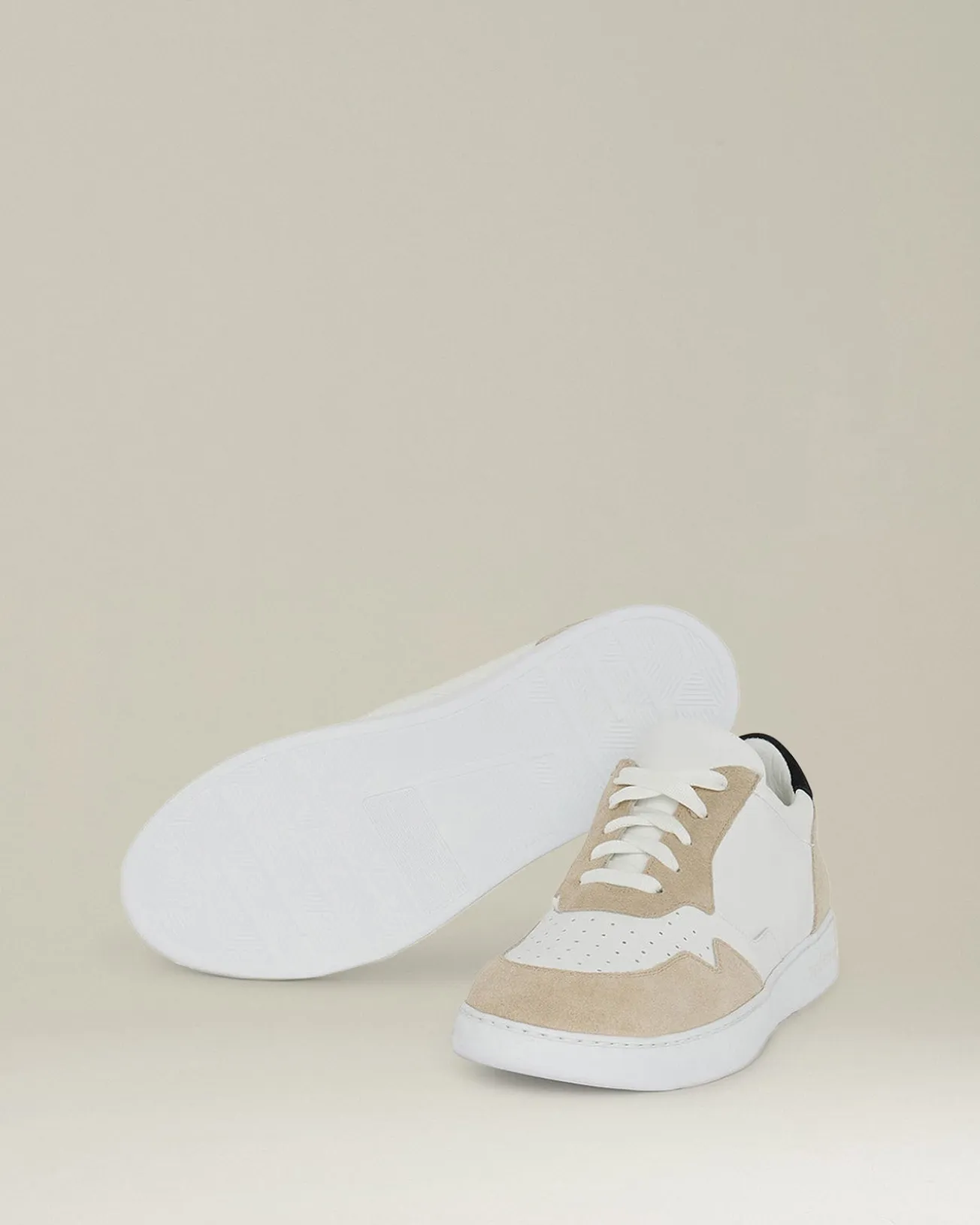 LEATHER SNEAKERS WITH SUEDE INSERTS