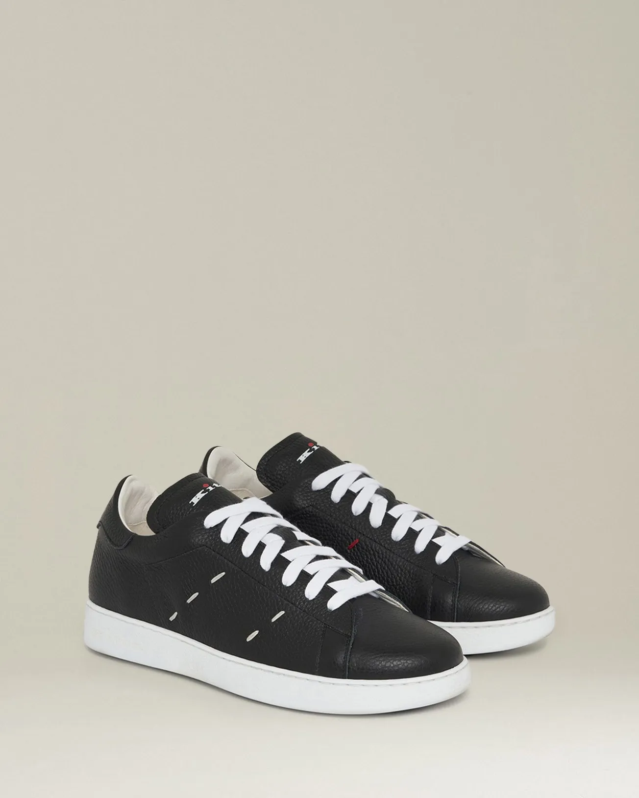 LEATHER ‘STITCHING’ SNEAKERS