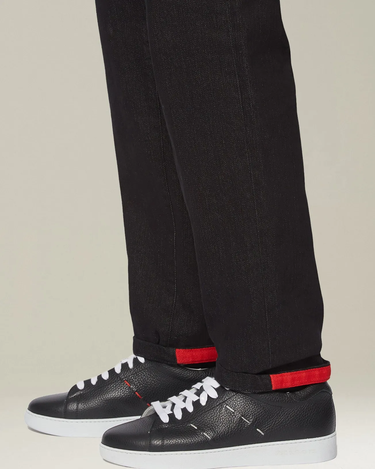 LEATHER ‘STITCHING’ SNEAKERS