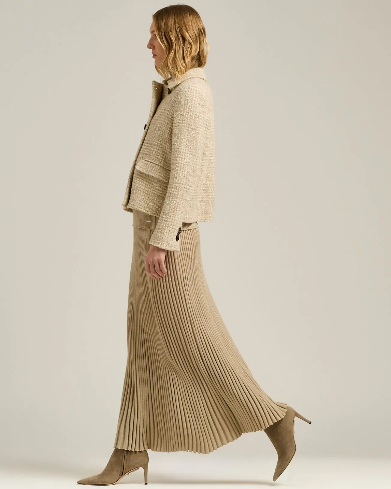LONG SKIRT IN WOOL LAMÉ BEIGE WITH PLEATS