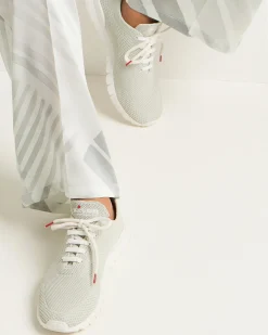 MESH FIT SNEAKERS