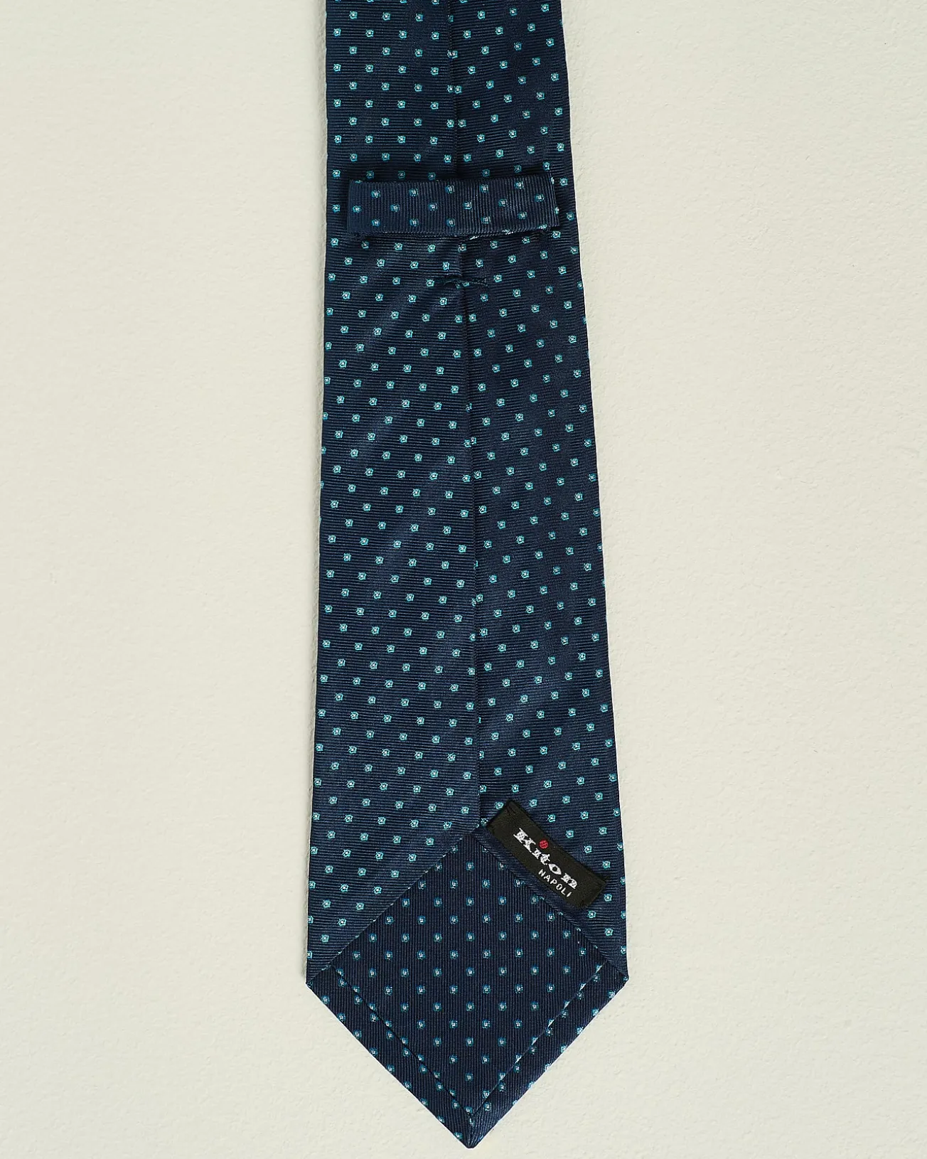 PATTERNED SILK TIE