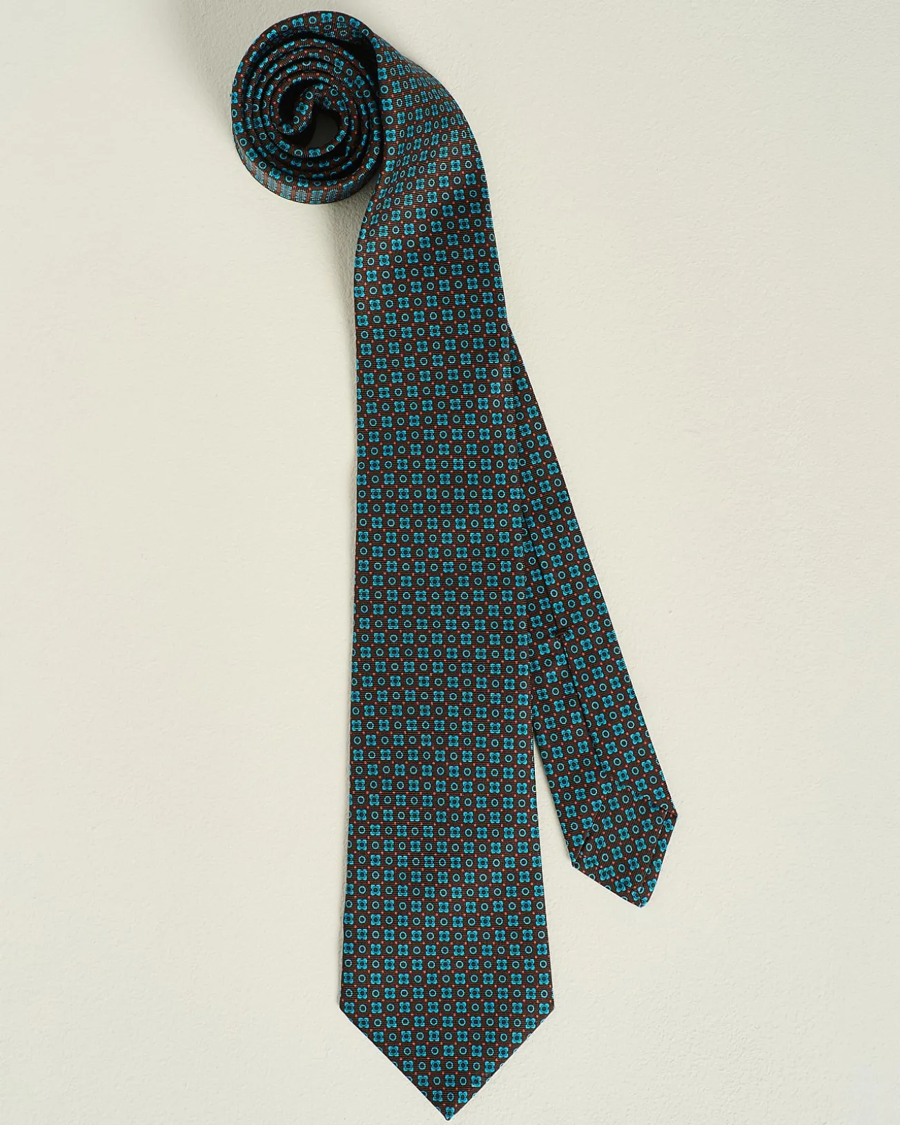 PATTERNED SILK TIE