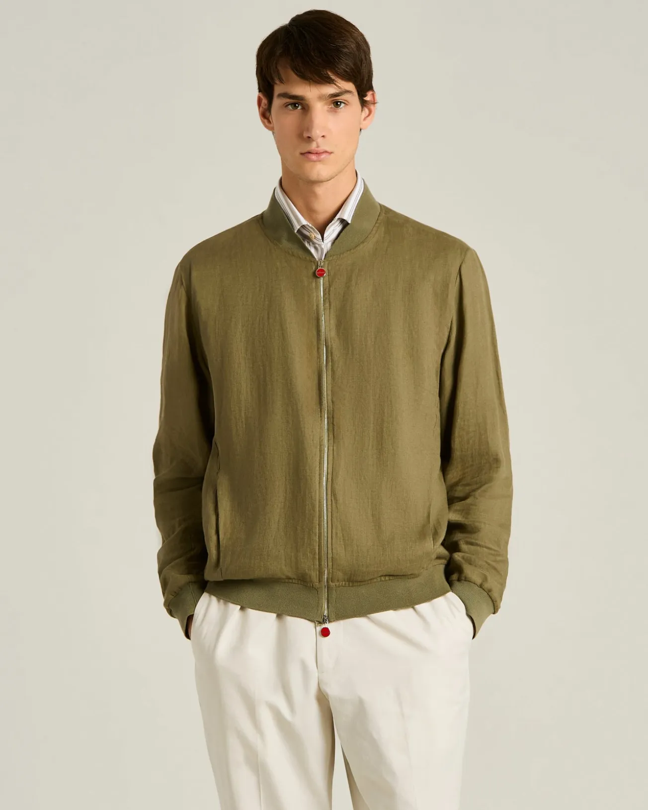 PURE LINEN JACKET WITH ZIP IN KHAKI