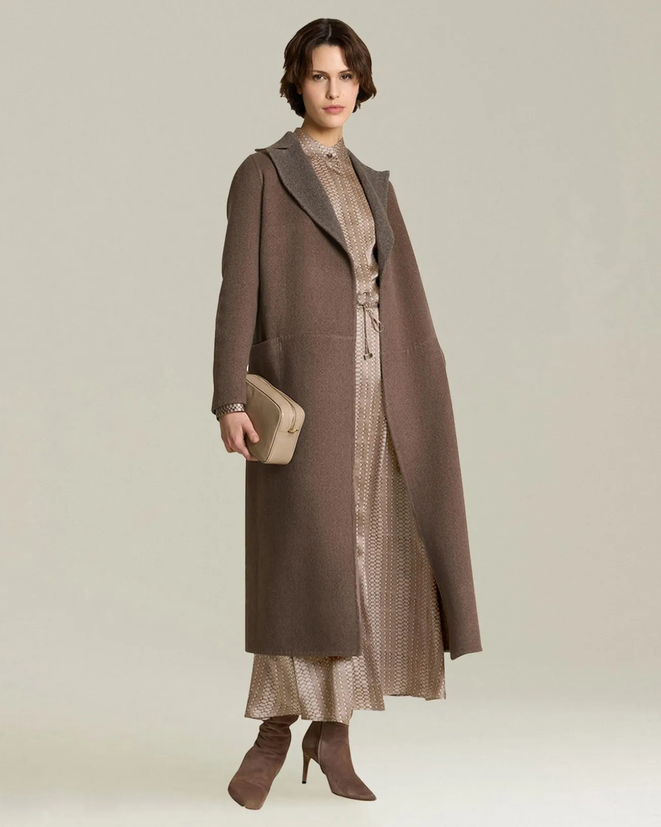 REVERSIBLE CASHMERE DOUBLE CLOTH COAT