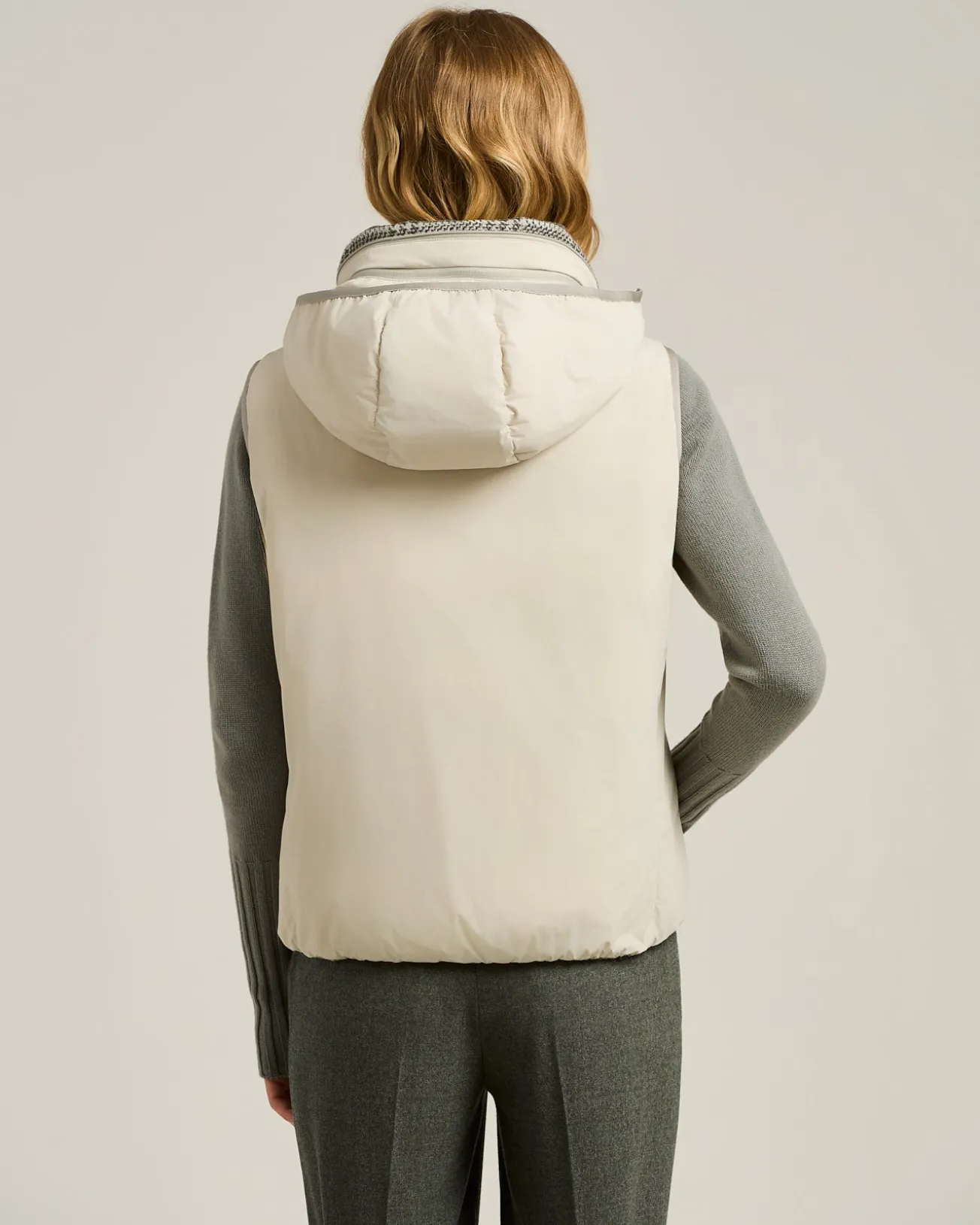 REVERSIBLE PADDED SILK AND CASHMERE VEST WITH HOOD