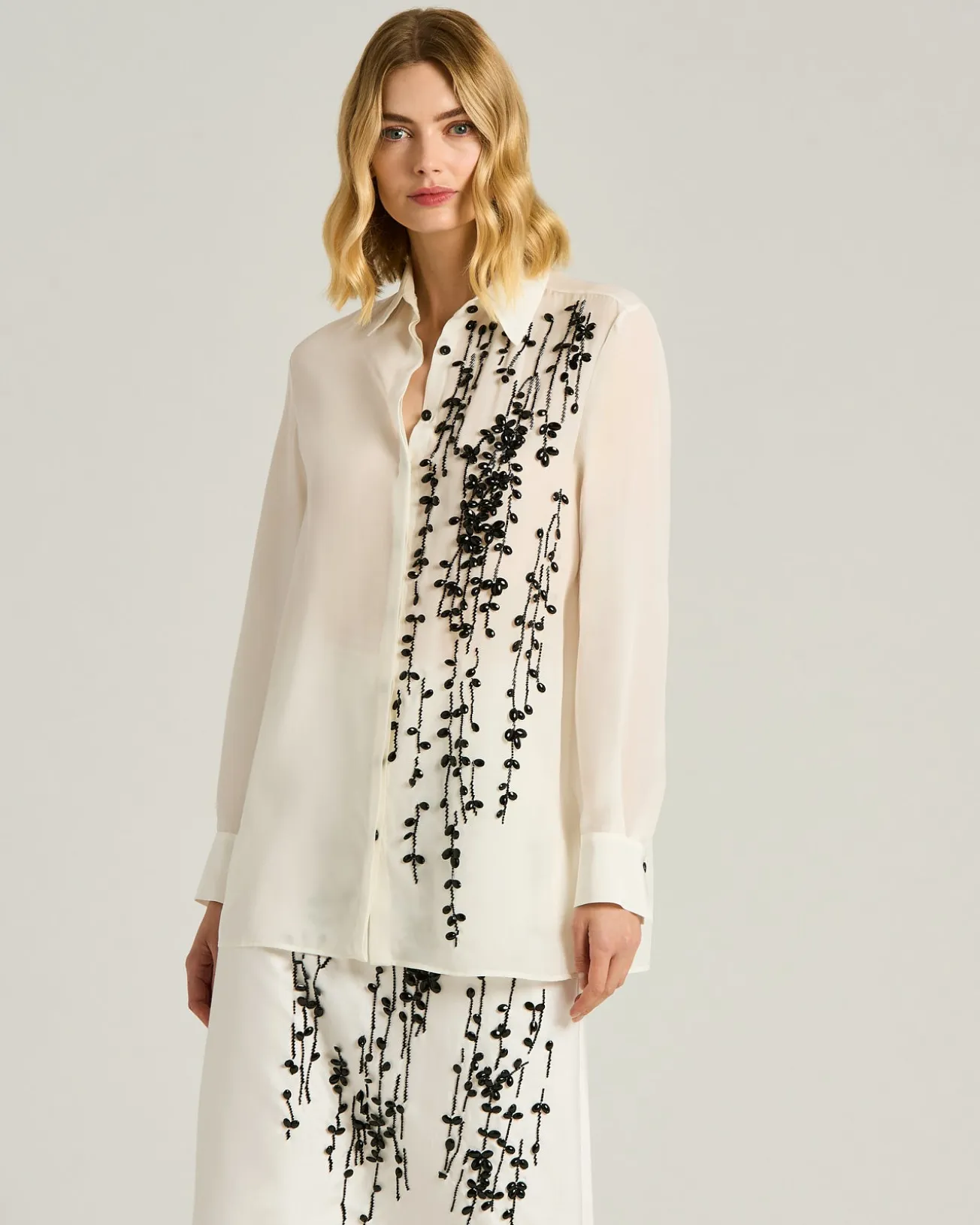 SILK SATIN SHIRT WITH HAND-EMBROIDERED DESIGN IN WHITE