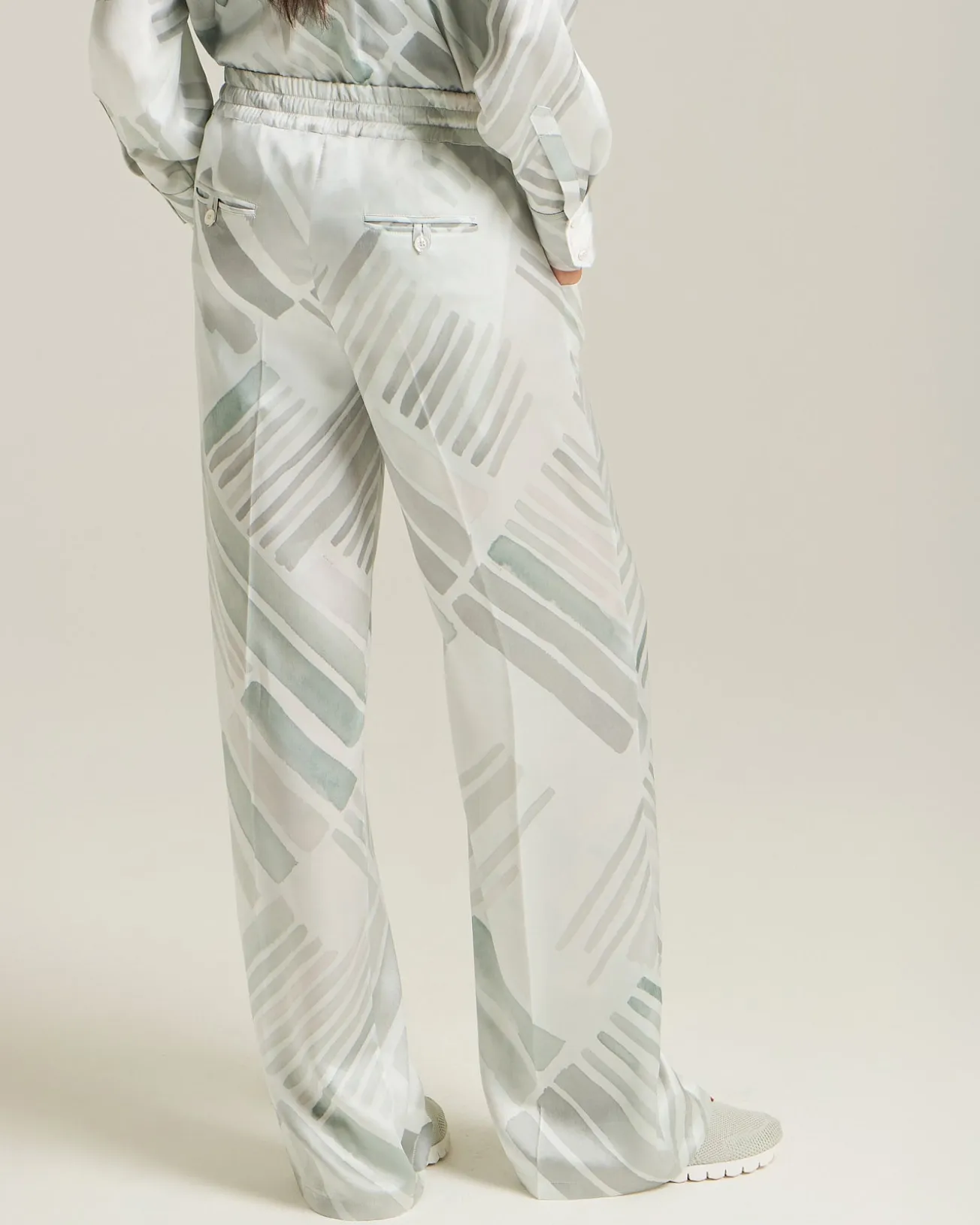 SILK TROUSERS WITH ETHNIC BRUSH PATTERN
