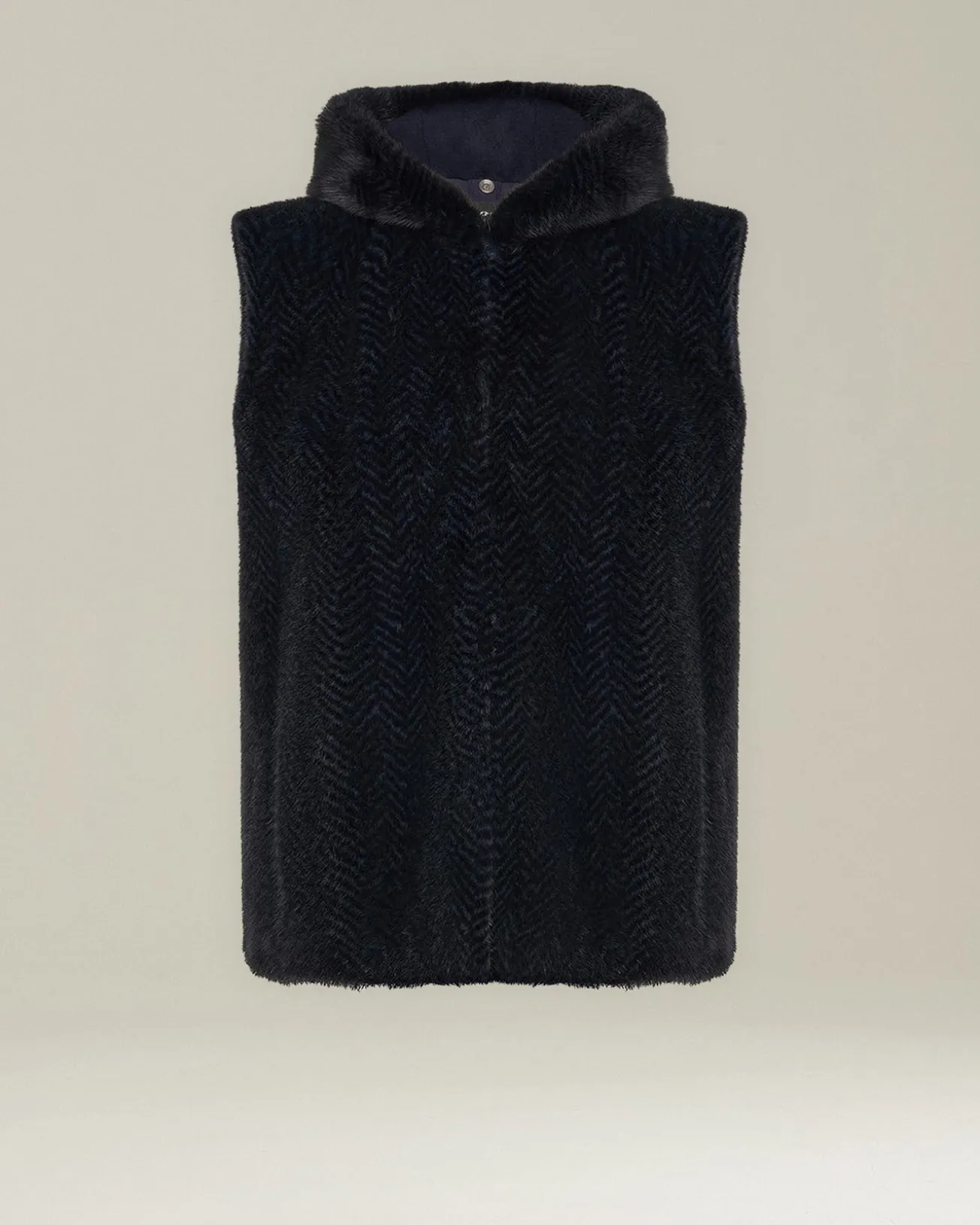 SLEEVELESS MINK JACKET