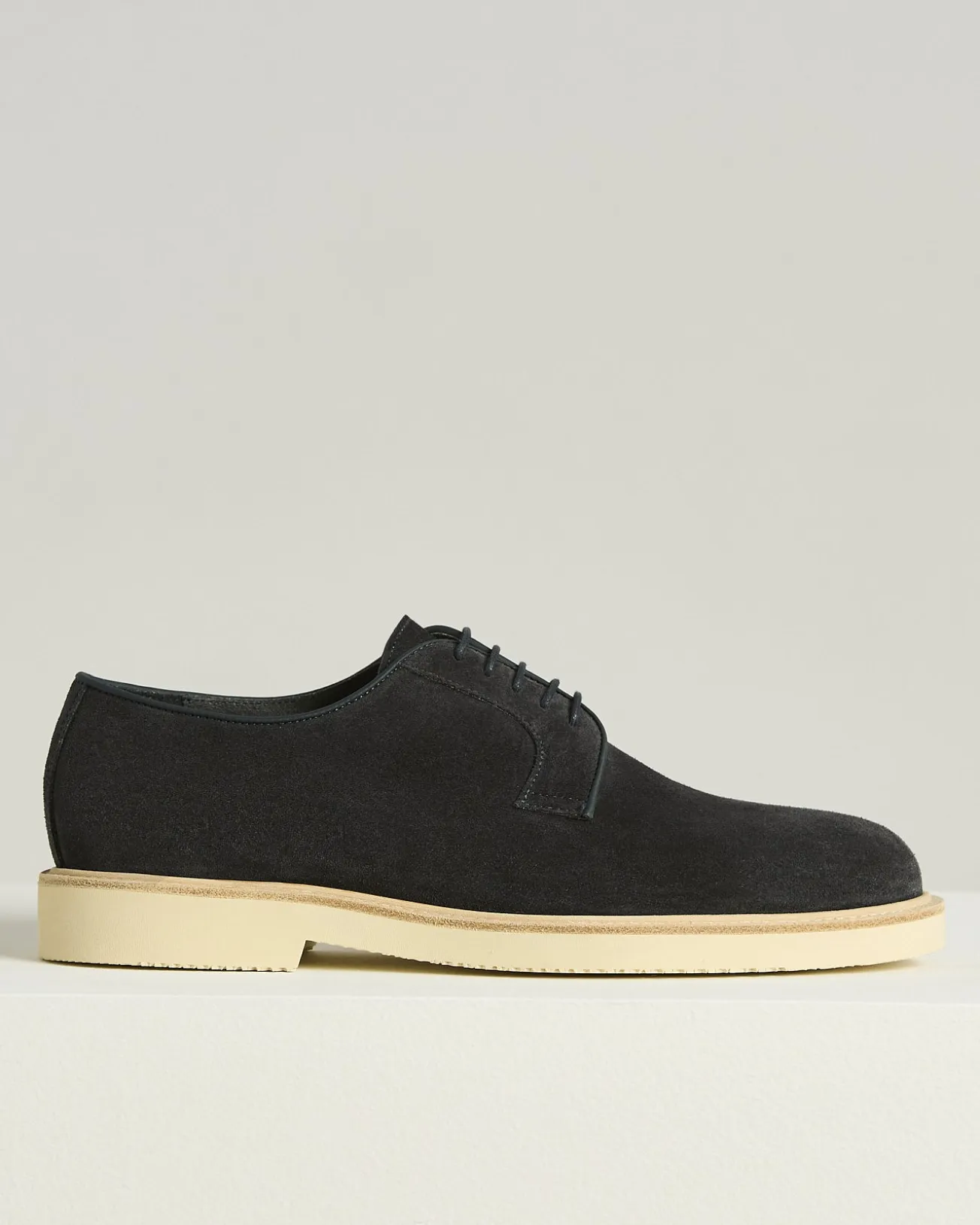 SUEDE CALFSKIN DERBY SHOE WITH RUBBER SOLE IN BLUE