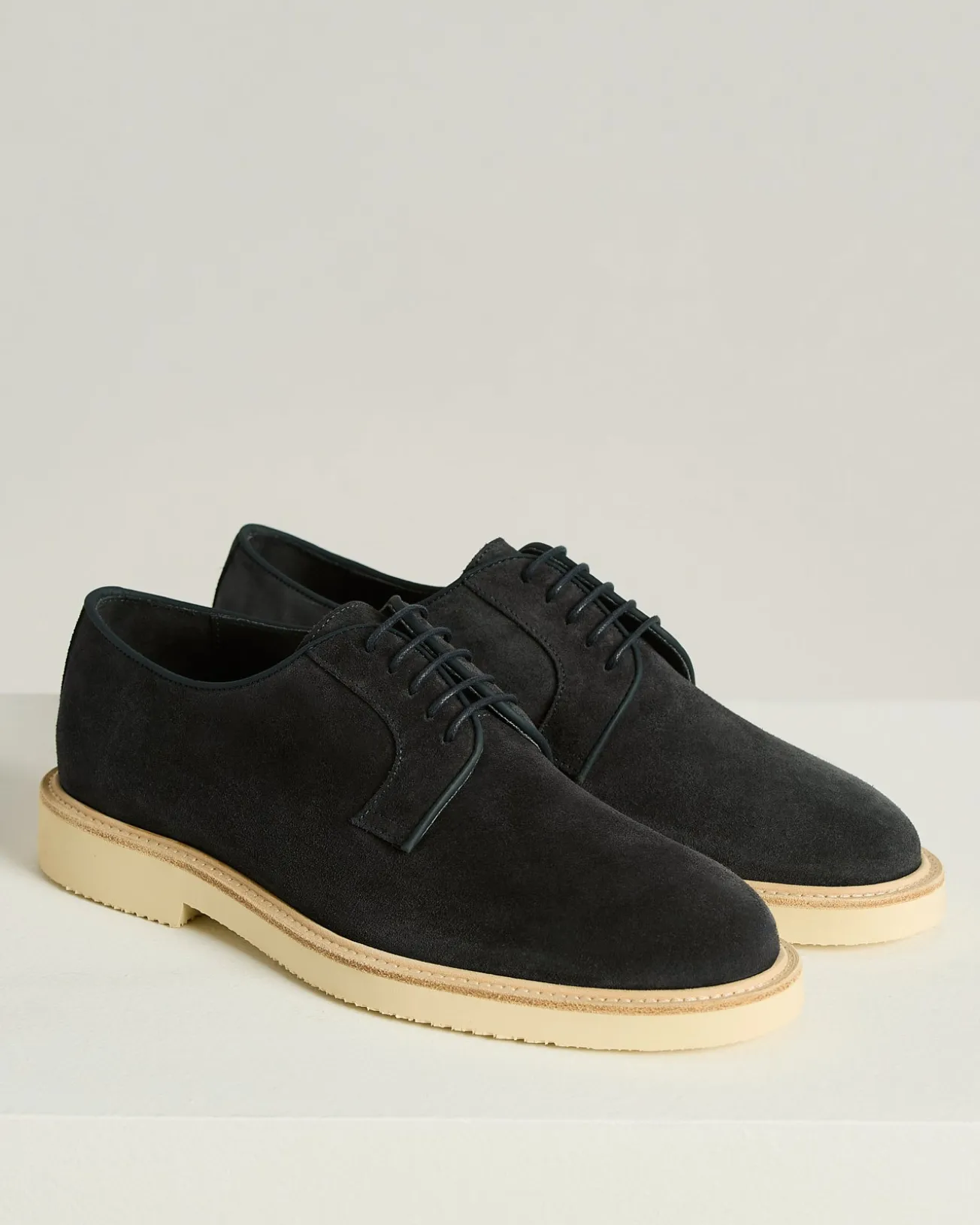 SUEDE CALFSKIN DERBY SHOE WITH RUBBER SOLE IN BLUE