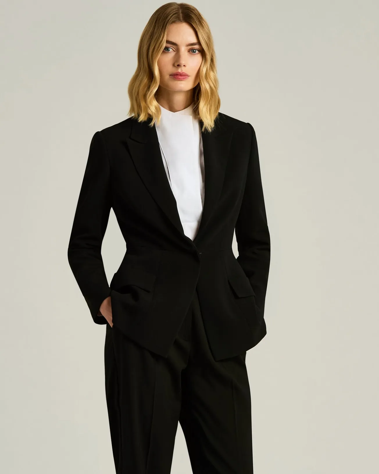 TAILORED VISCOSE BLACK JACKET