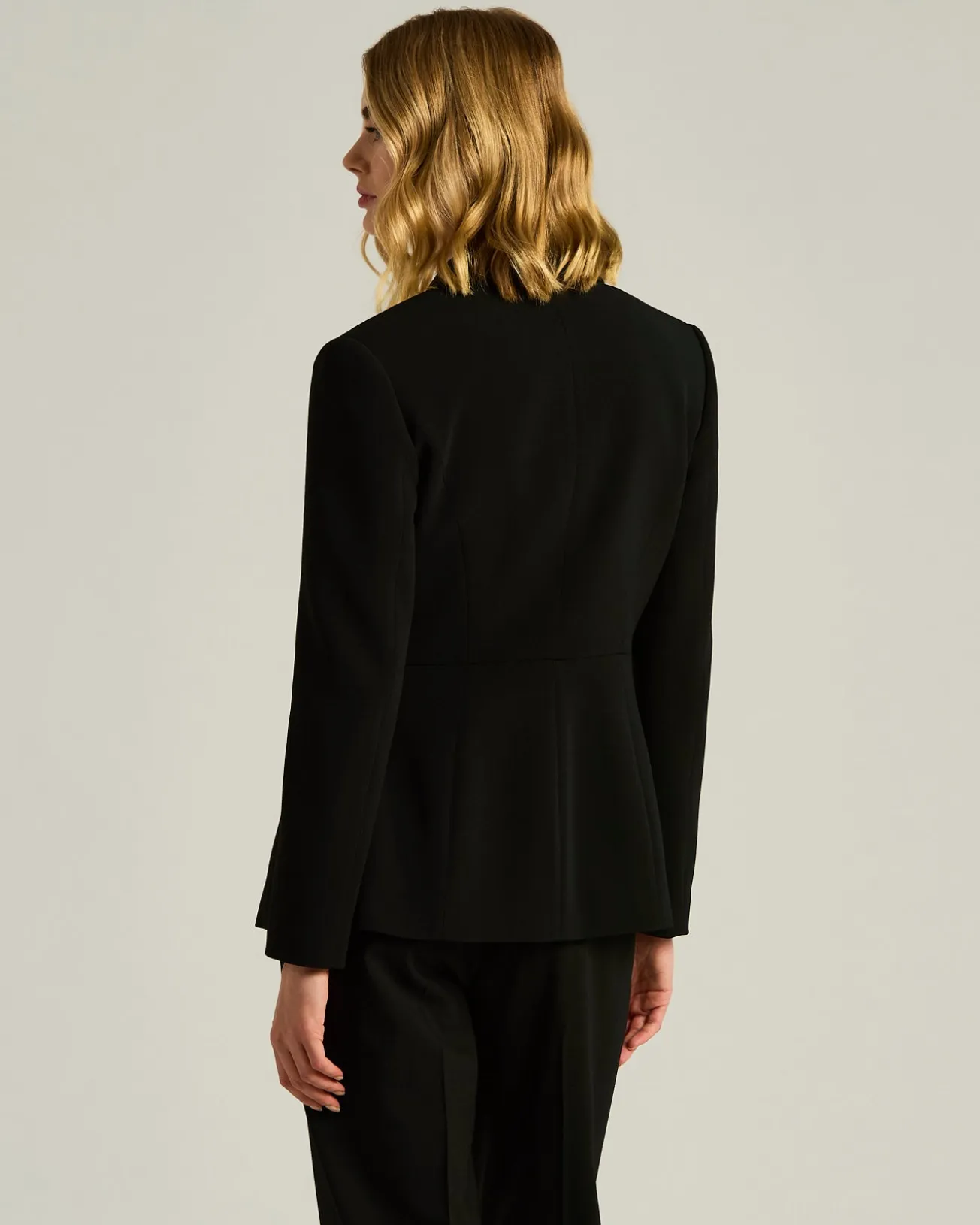 TAILORED VISCOSE BLACK JACKET