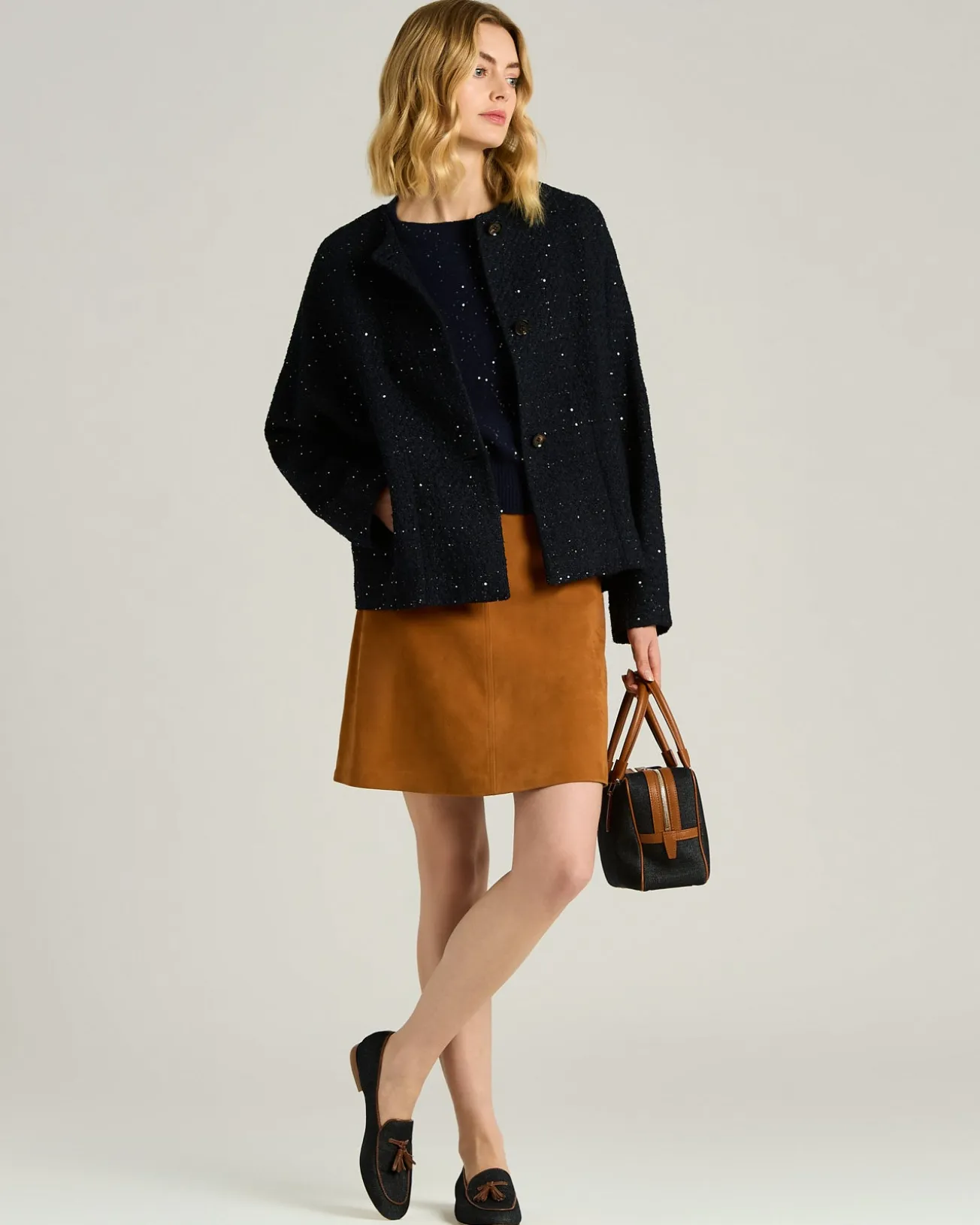 TAILORED WOOL AND SILK JACKET IN NAVY BLUE