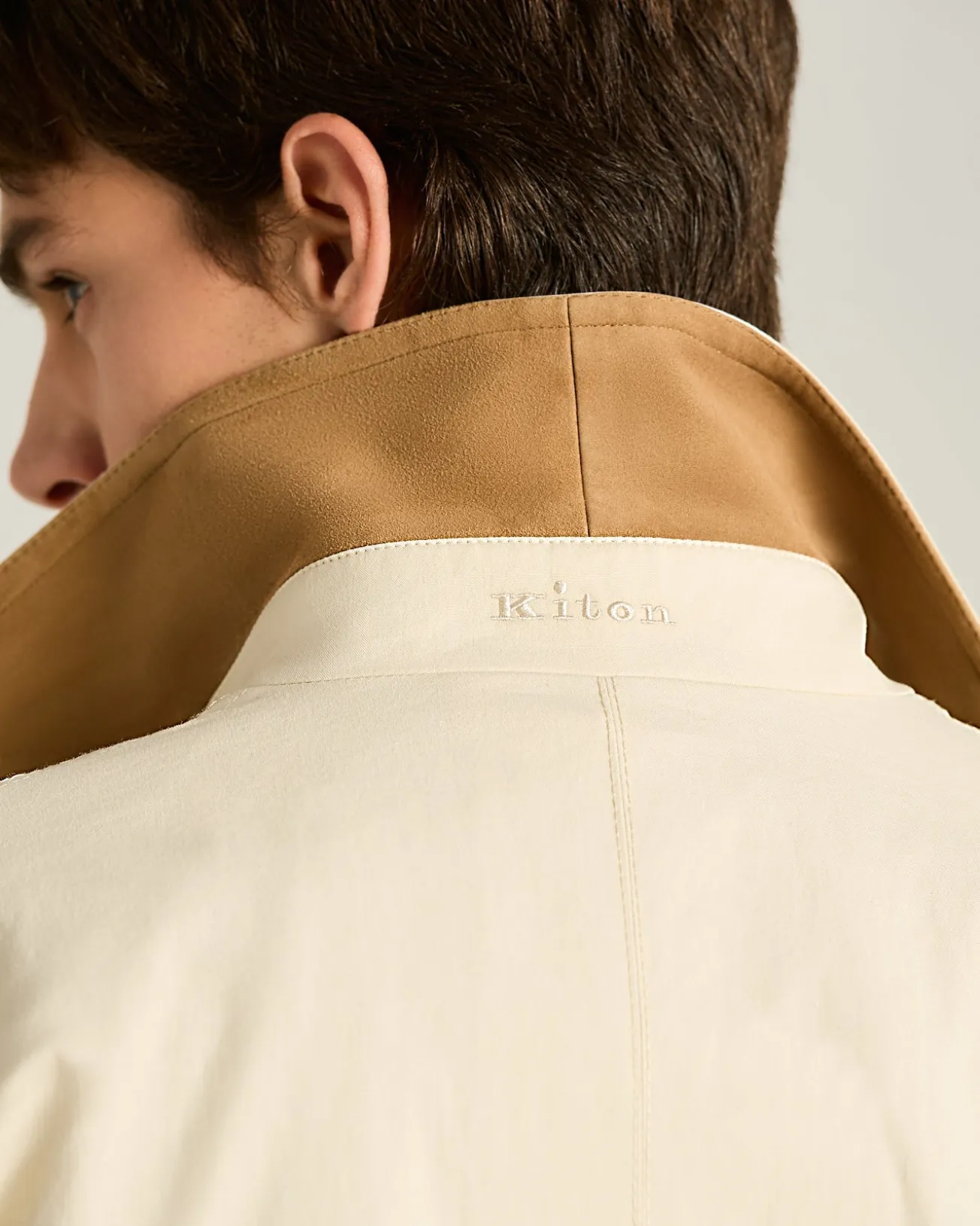 TECHNICAL COTTON DOUBLE-BREASTED TRENCH COAT BEIGE WITH LAMBSKIN DETAIL