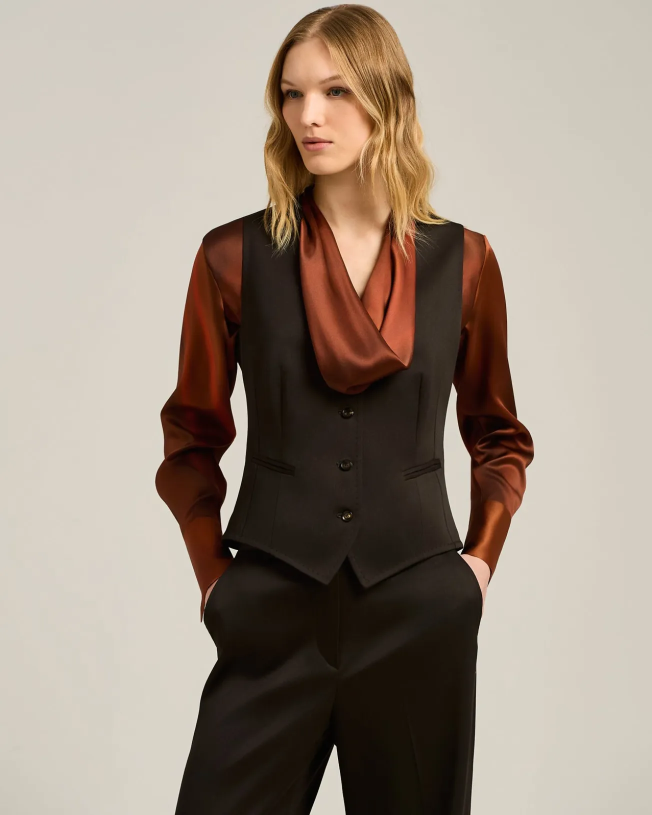 WAISTCOAT IN STRETCH VIRGIN WOOL DARK BROWN